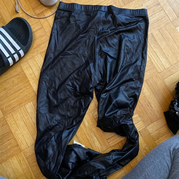 ASOS leggings - Picture 2 of 3